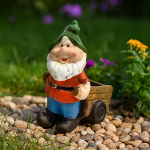 Krasnal ogrodowy z taczką  24,5 cm